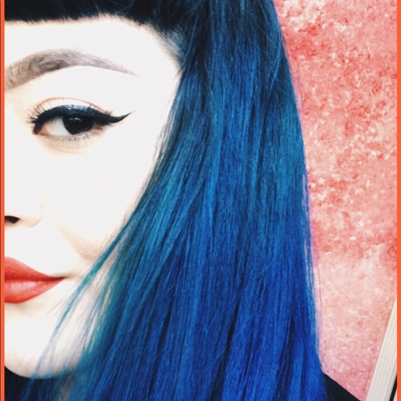 Meet your Posher, Janine - Picture 1 of 1